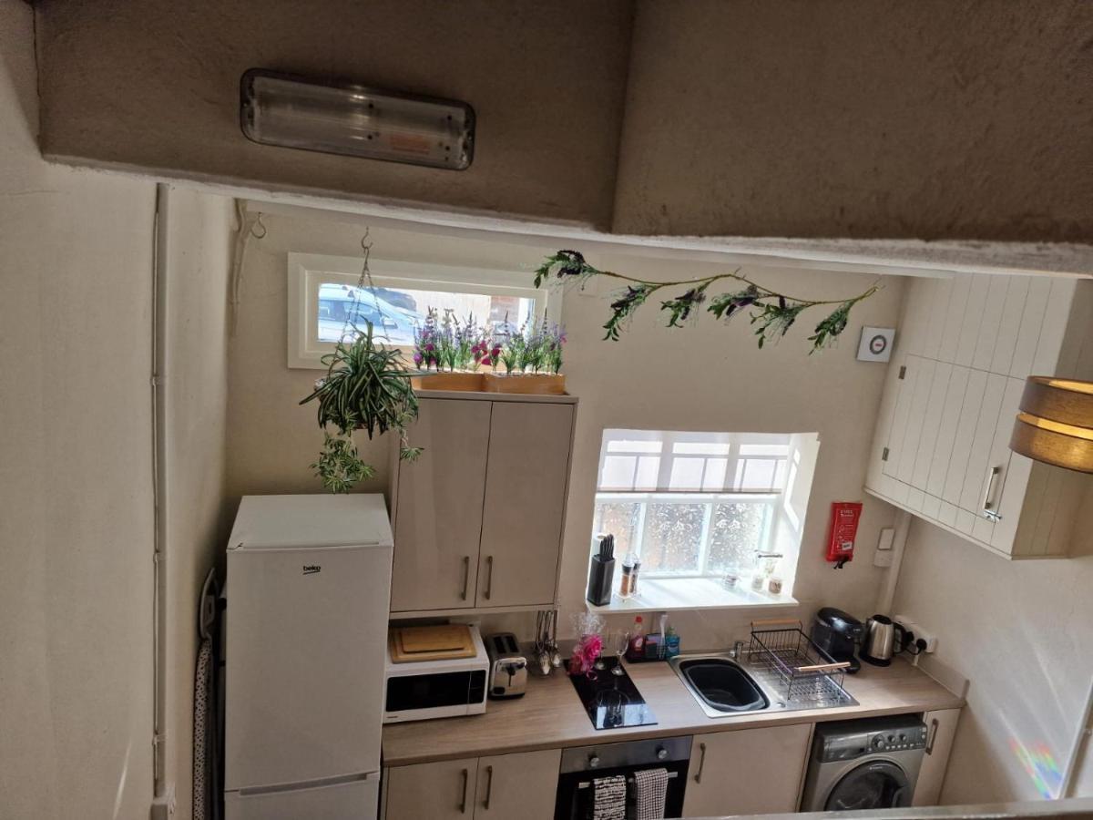 Carlisle Central, Cute Studio Appt, The Cupboard Екстер'єр фото